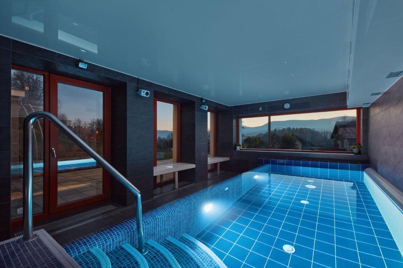 Hotel Slunny Dvur Есеник Экстерьер фото