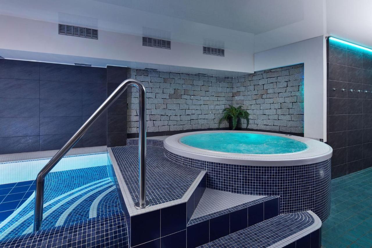Hotel Slunny Dvur Есеник Экстерьер фото