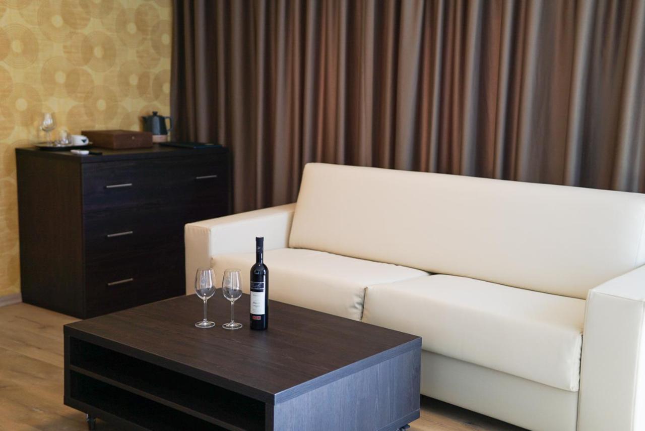 Hotel Slunny Dvur Есеник Экстерьер фото